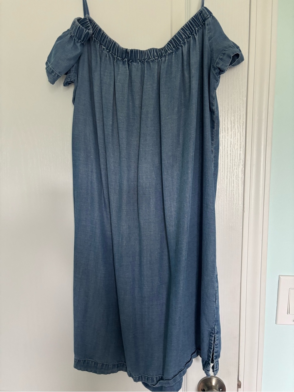 cloth & stone Light Blue Ruffle-Neck Denim Dress